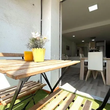 Apartment Zentric Cambrils, Piso En Puerto Nautico