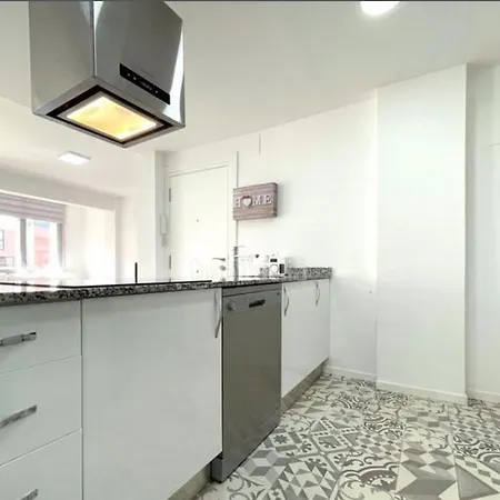 Apartment Zentric Cambrils, Piso En Puerto Nautico